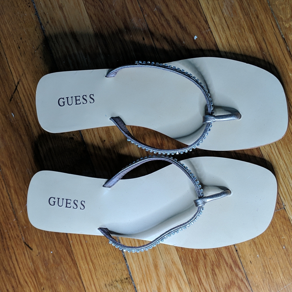 Guess dressy flip flops